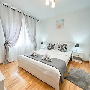 Sunrise Center Ρουμανία